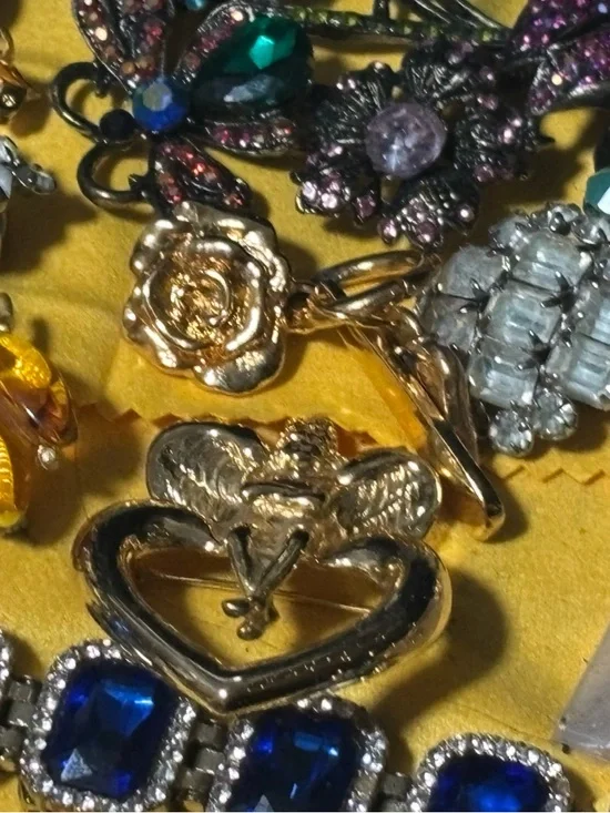 Women’s Multicolor vintage jewelry lot - Picture 12 of 12